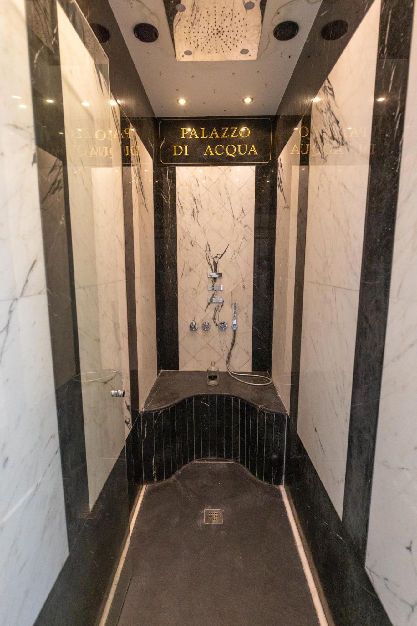 Palazzo Di Acqua Hotel Le Mans Eksteriør billede