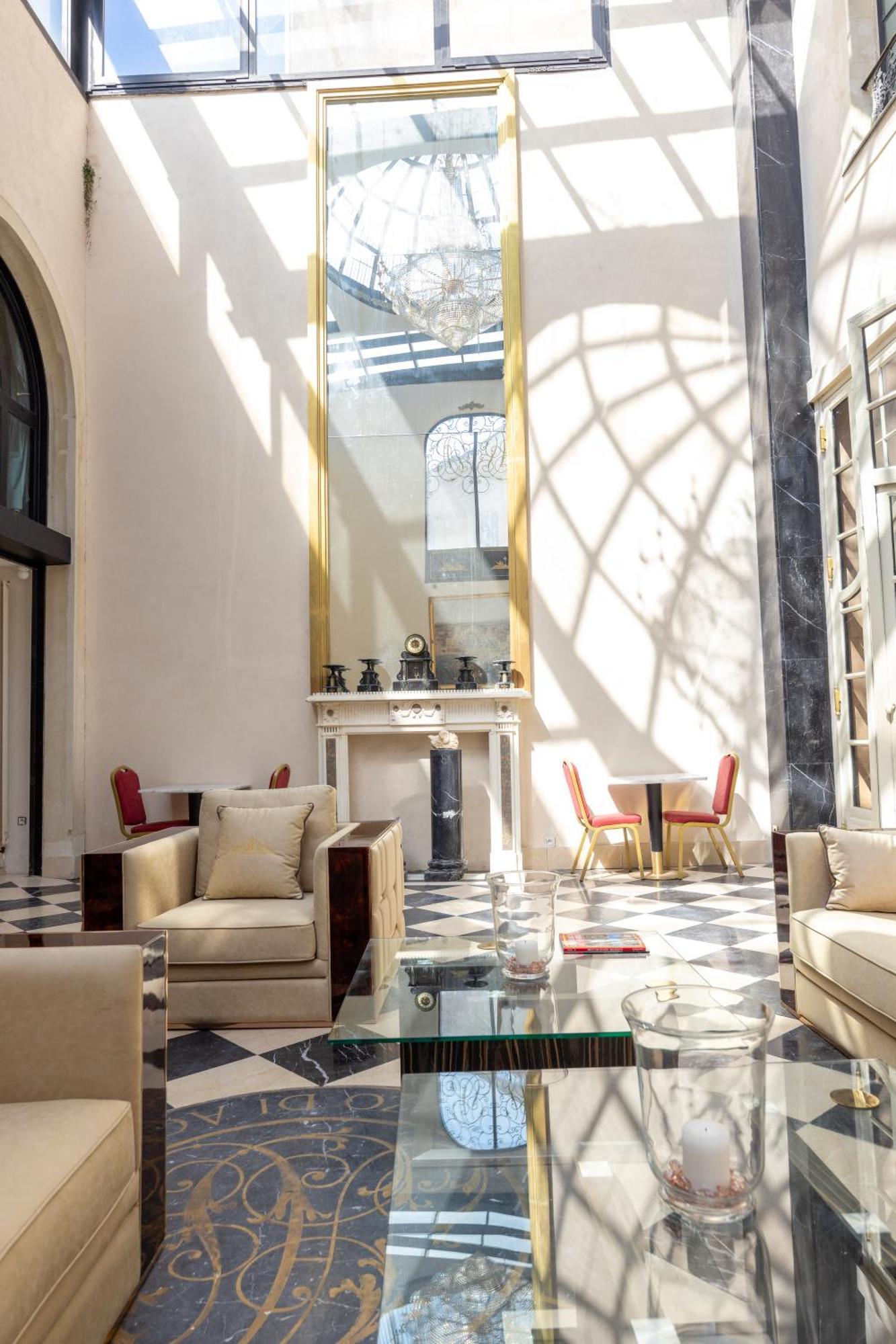 Palazzo Di Acqua Hotel Le Mans Eksteriør billede