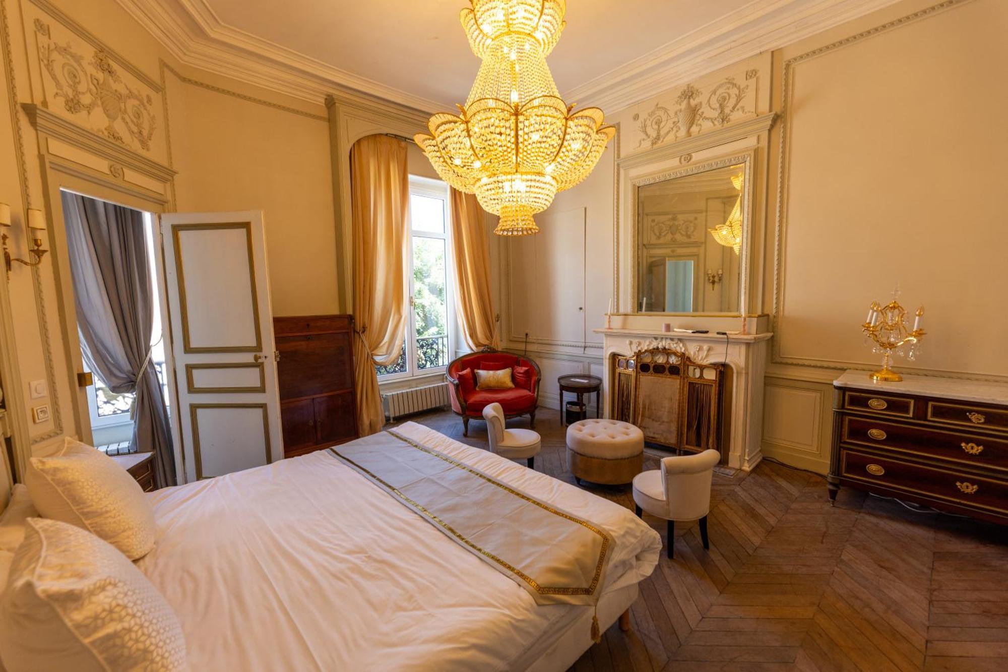 Palazzo Di Acqua Hotel Le Mans Eksteriør billede