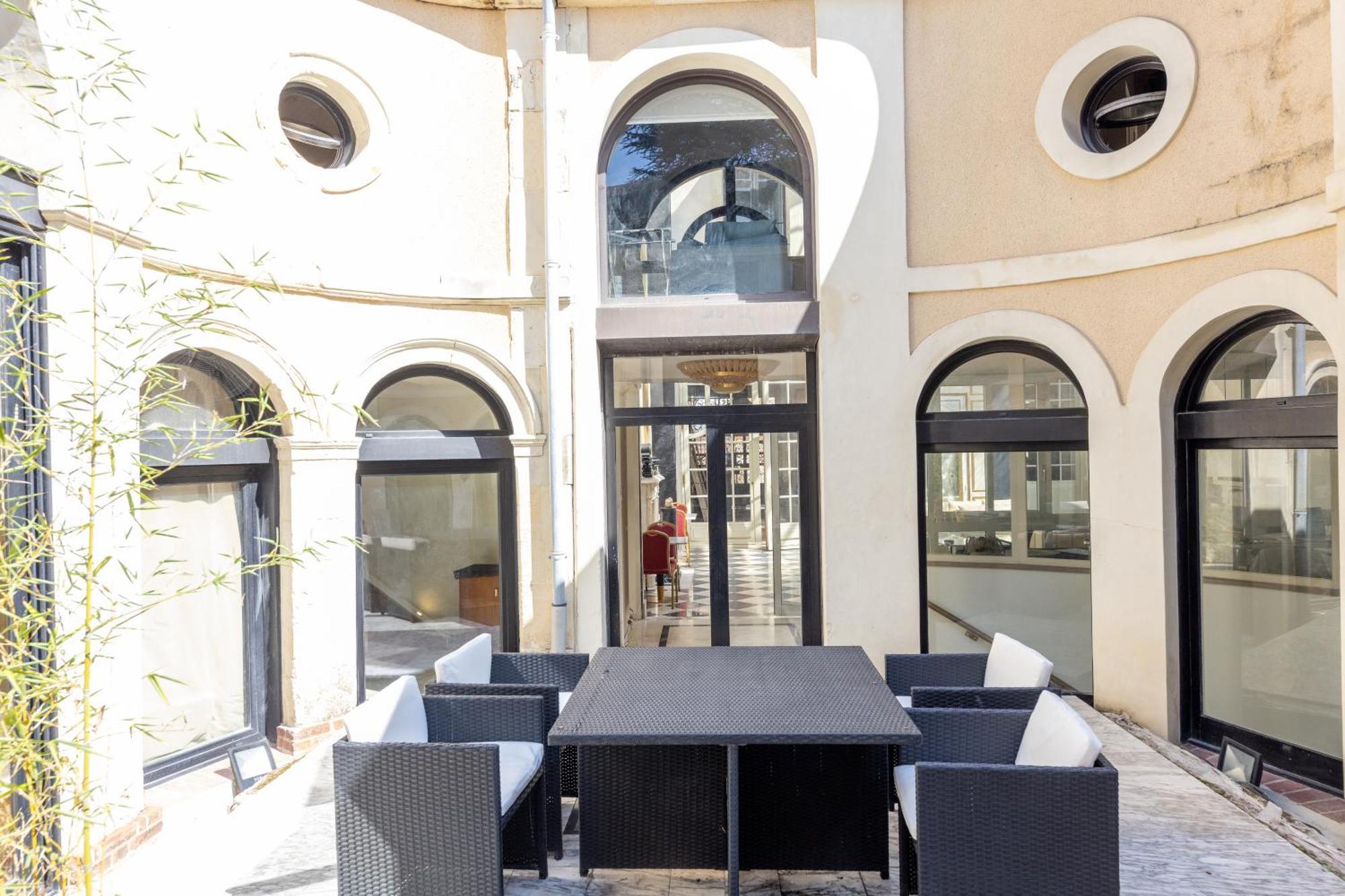 Palazzo Di Acqua Hotel Le Mans Eksteriør billede